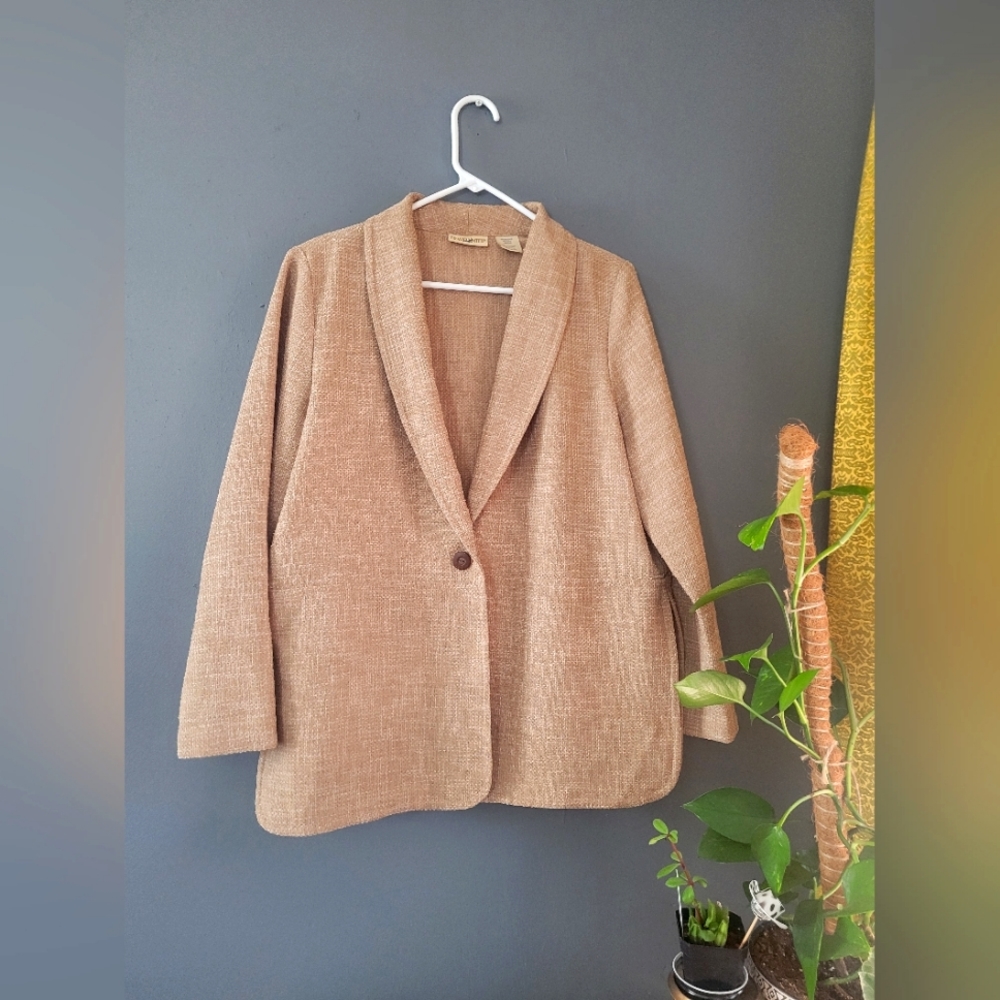 Vintage tan and white blazer
